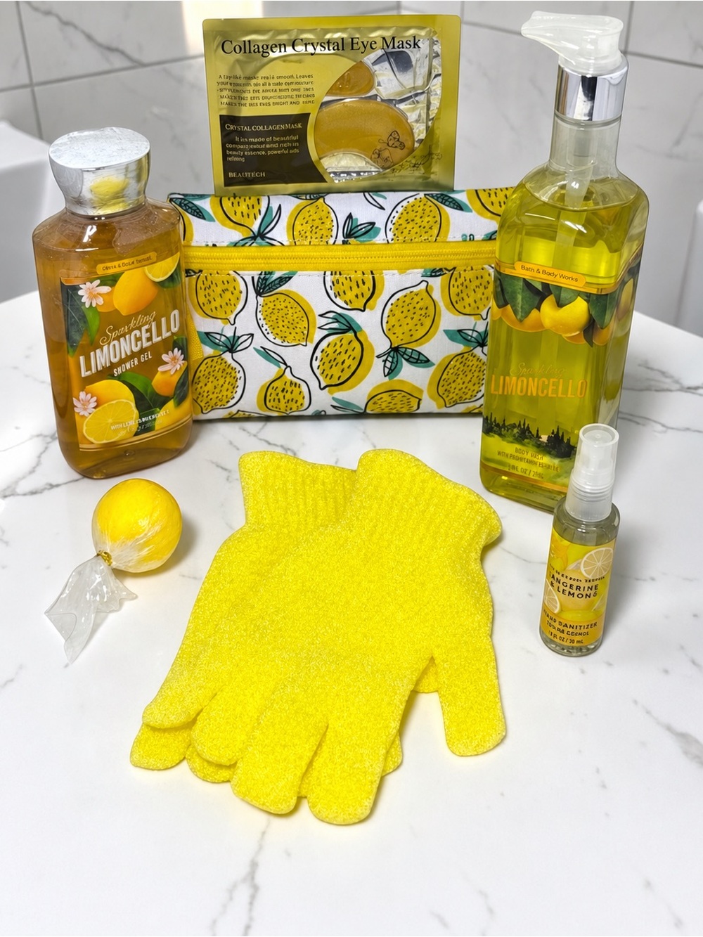 NWT 7 Pieces Bath & Body Works Sparkling Limoncello Spa Gift Set SEALED items